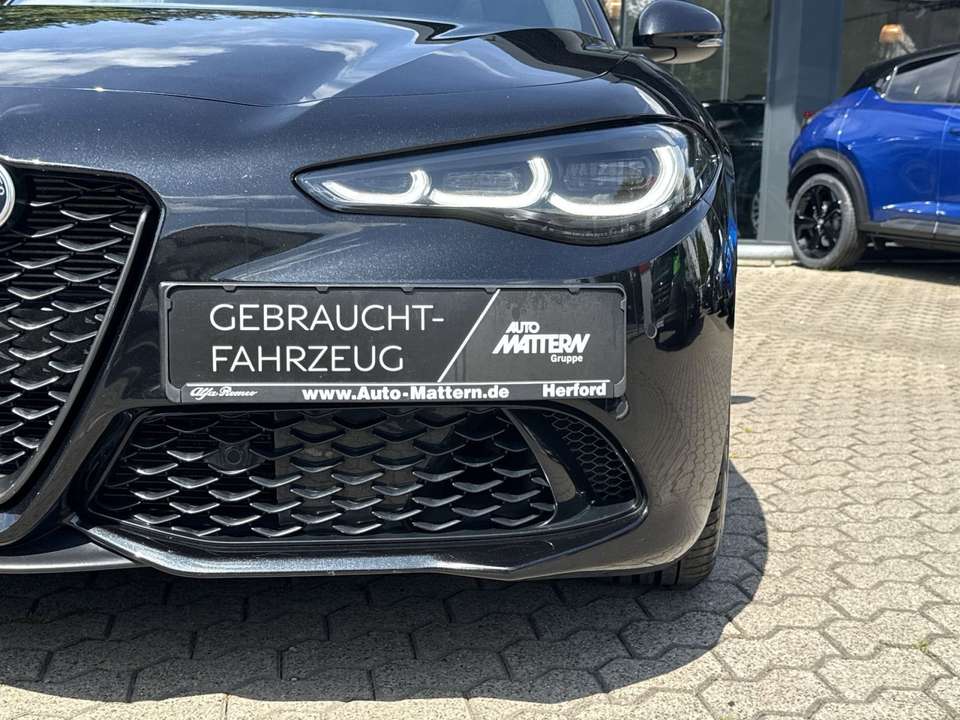 Alfa Romeo Giulia - Imagem 12