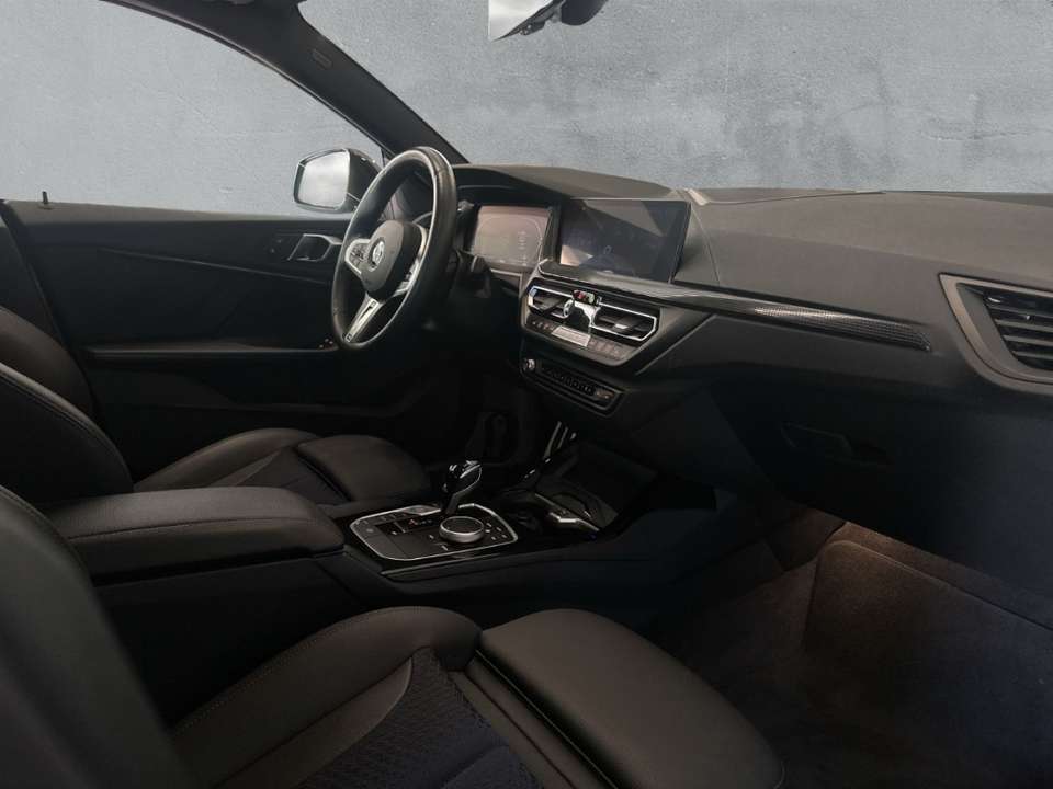 BMW 218 - Imagem 14