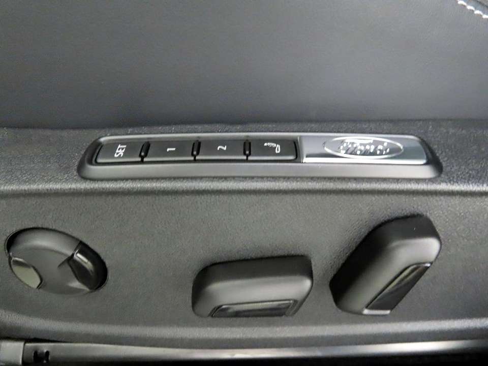 Car picture 14