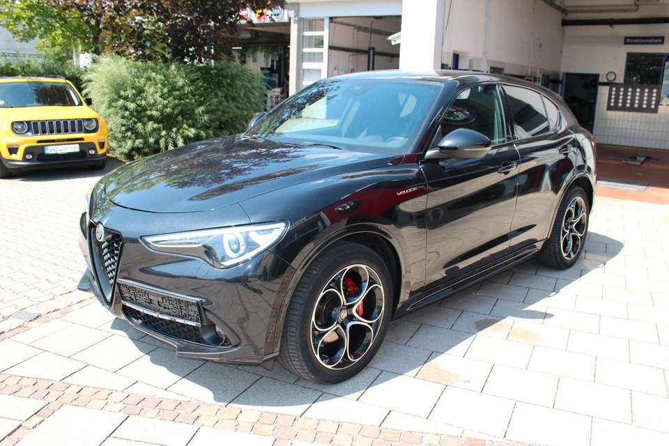 Alfa Romeo Stelvio - Imagem 1