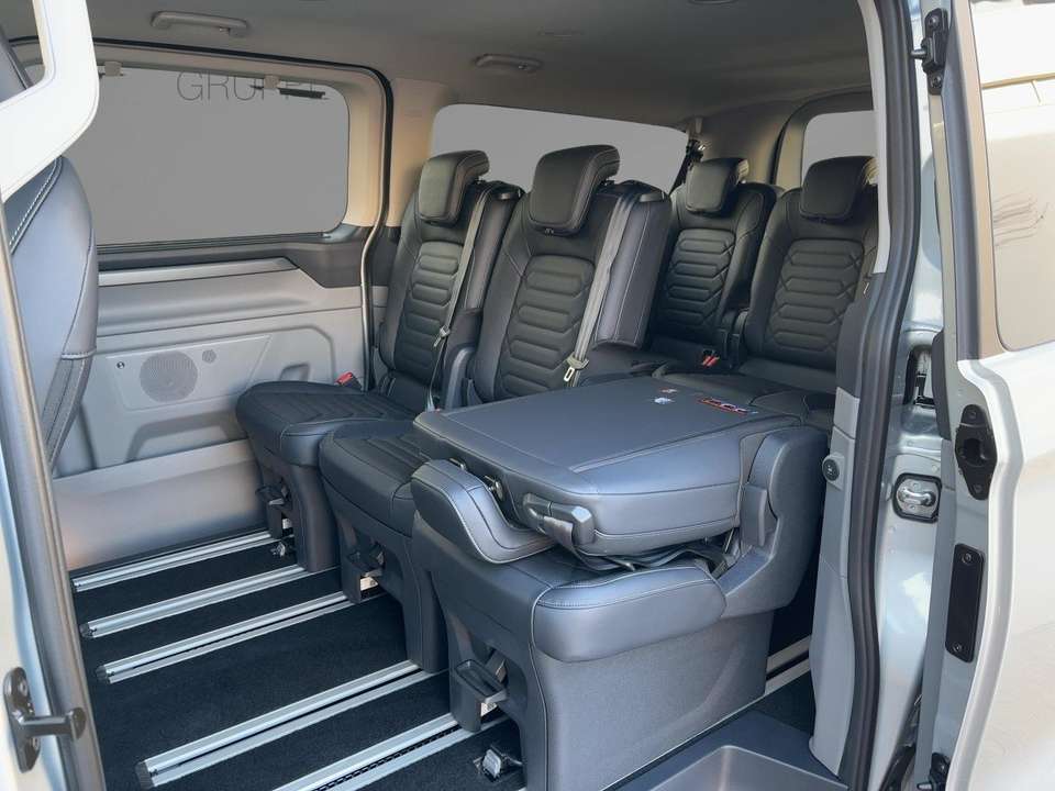 Ford Tourneo Custom - Imagem 12