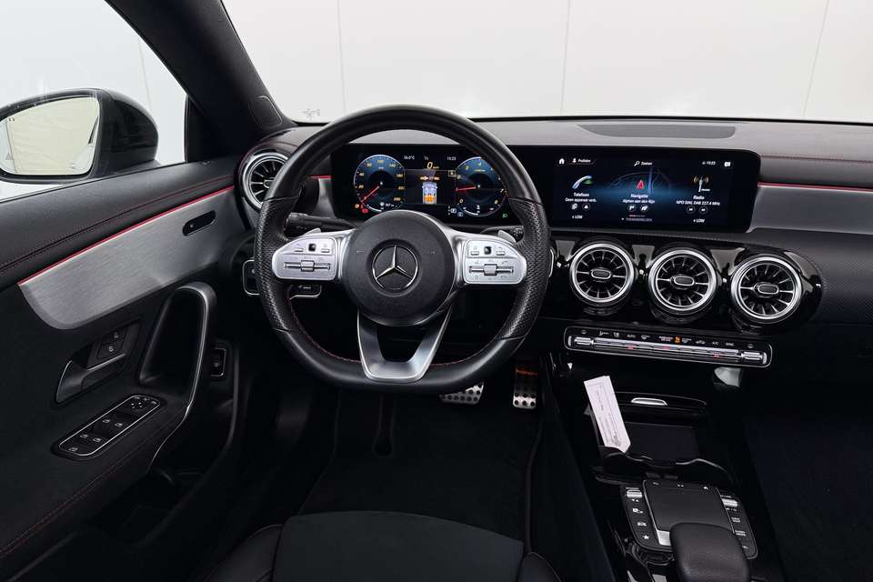 Mercedes-Benz CLA 200 - Imagem 9