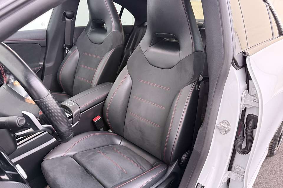 Mercedes-Benz CLA 200 - Imagem 10
