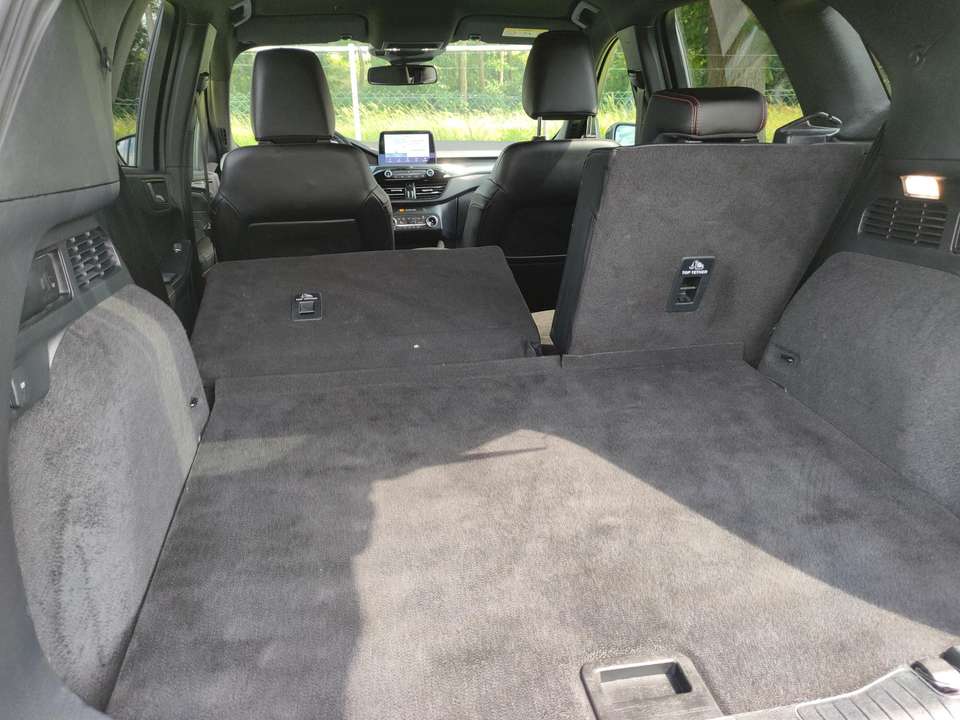 Ford Kuga - Imagem 10