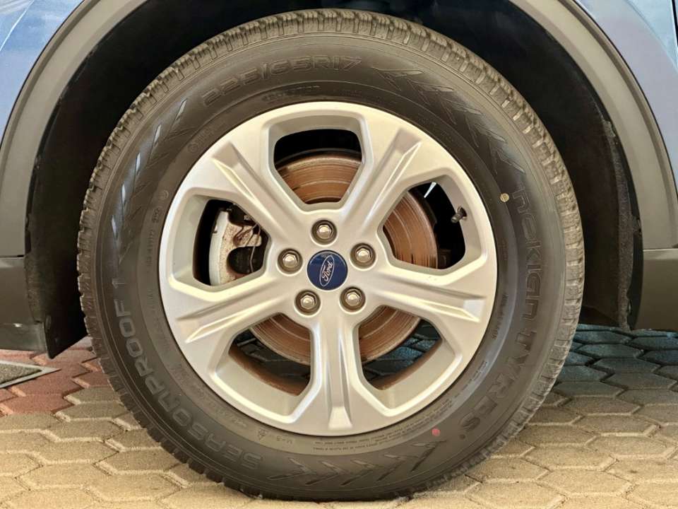 Ford Kuga - Imagem 4