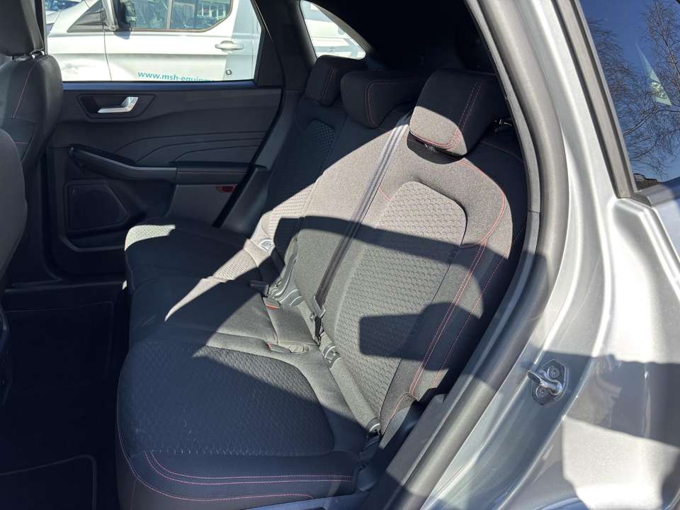 Ford Kuga - Imagem 9