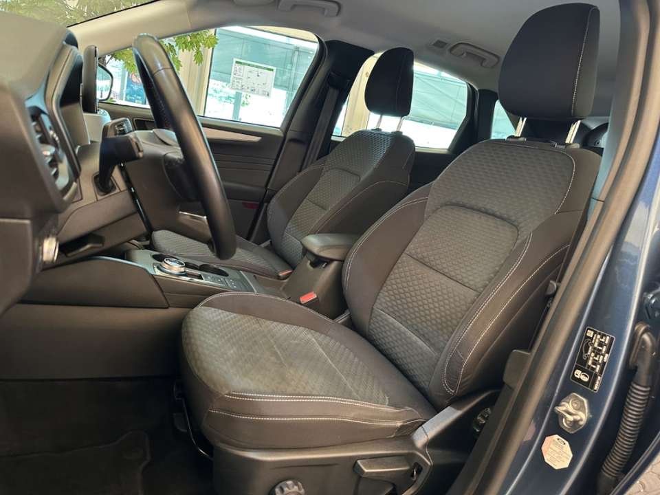 Ford Kuga - Imagem 11