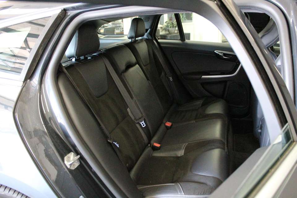 Volvo V60 - Imagem 15