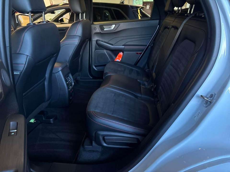 Ford Kuga - Imagem 8