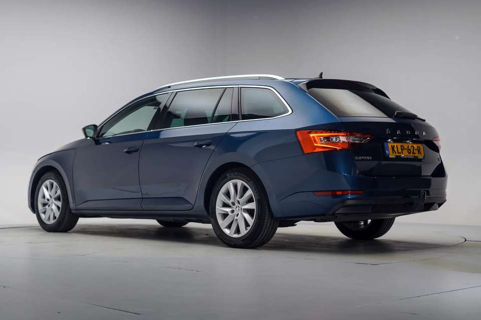 Skoda Superb - Imagem 3