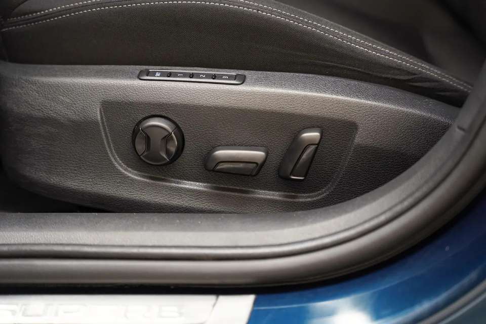 Skoda Superb - Imagem 13
