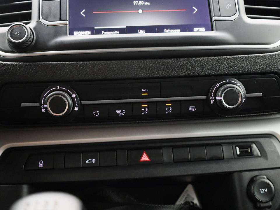 Opel Vivaro - Imagem 10