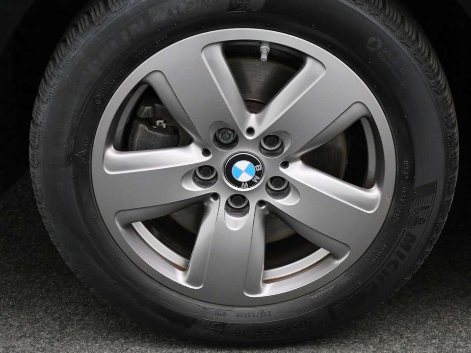 BMW 116 - Imagem 12