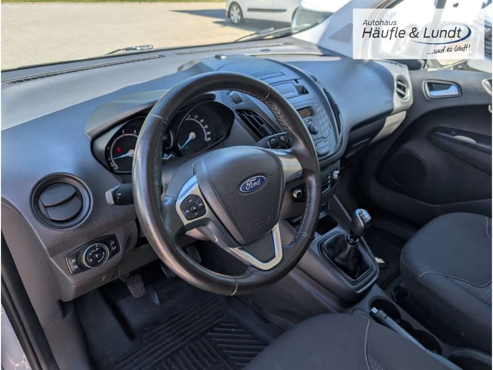 Ford Transit Courier - Imagem 7