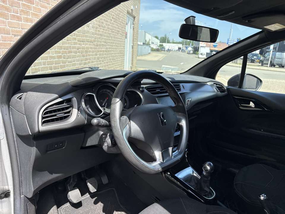 DS Automobiles DS 3 - Imagem 9