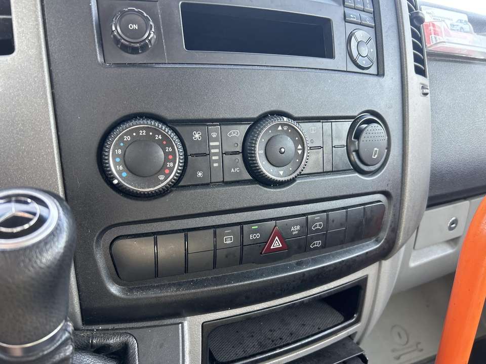 Mercedes-Benz Sprinter - Imagem 12