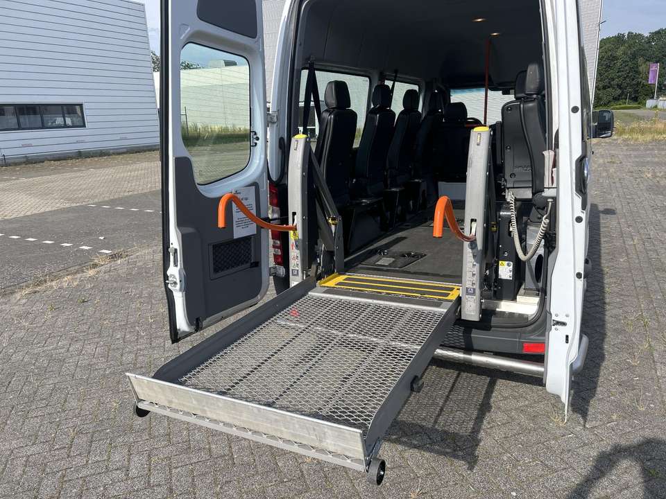 Mercedes-Benz Sprinter - Imagem 15