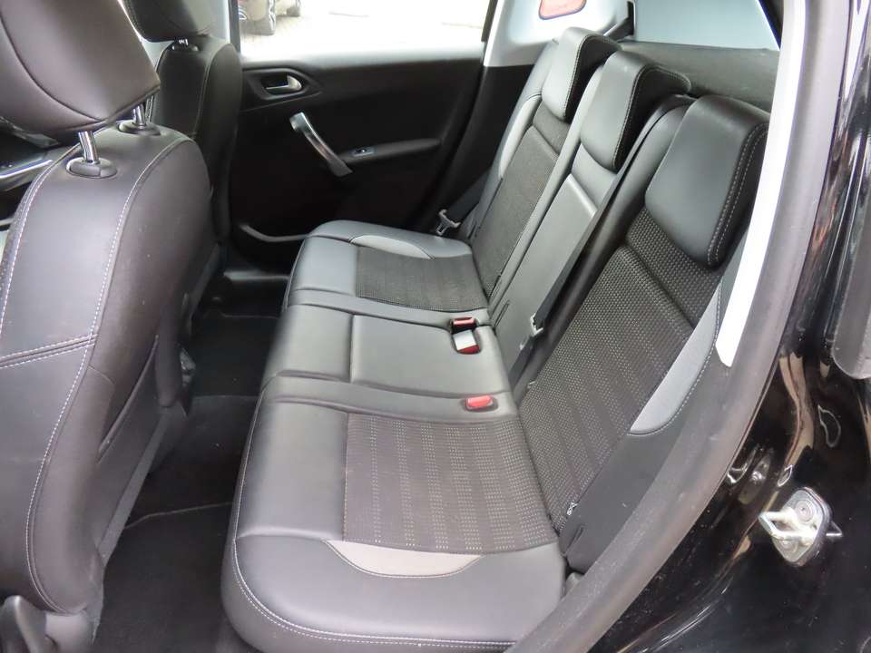 Peugeot 2008 - Imagem 9