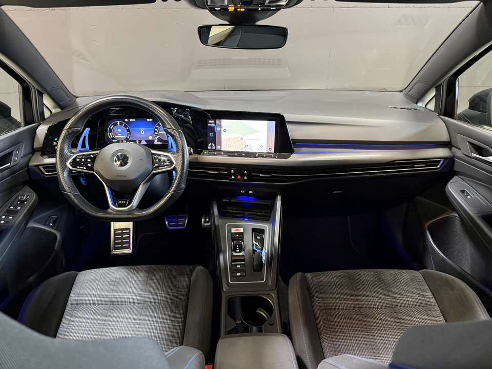 Volkswagen Golf GTE - Imagem 2