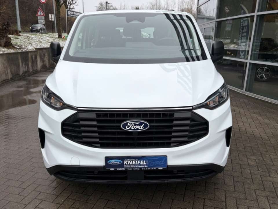 Ford Transit Custom - Imagem 2