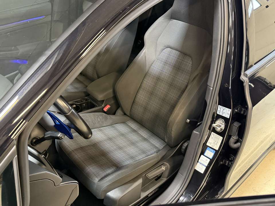 Volkswagen Golf GTE - Imagem 8