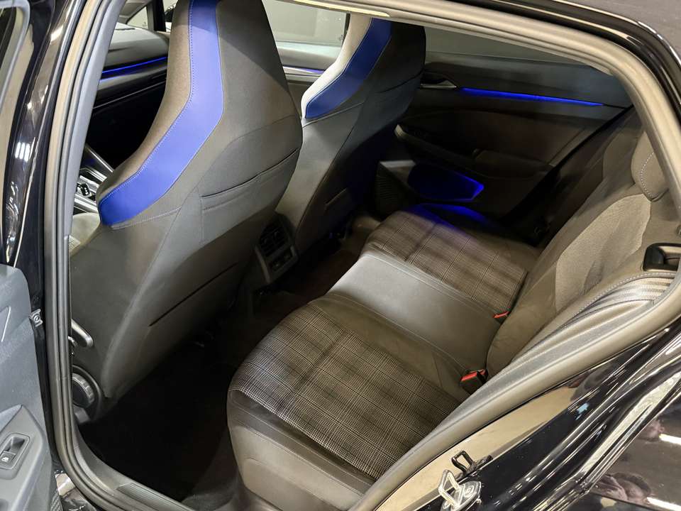 Volkswagen Golf GTE - Imagem 9