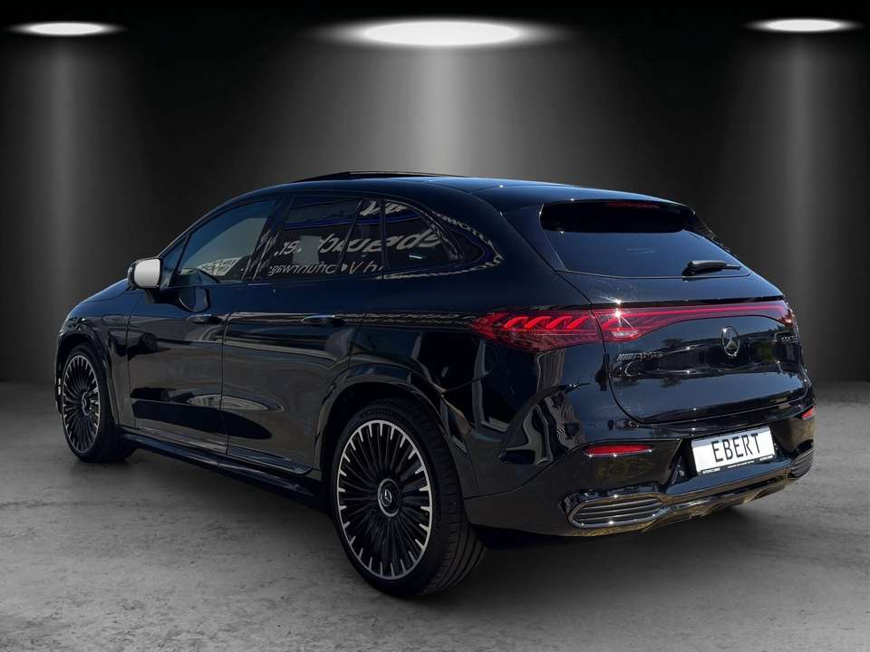 Mercedes-Benz EQE 53 - Imagem 3