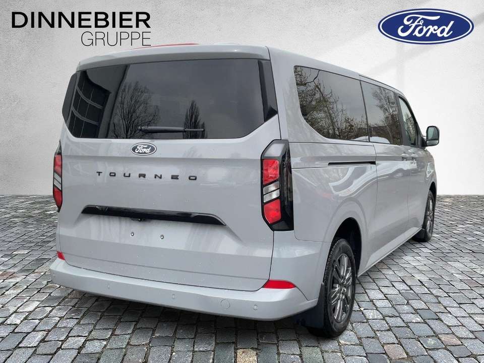 Ford Tourneo Custom - Imagem 6