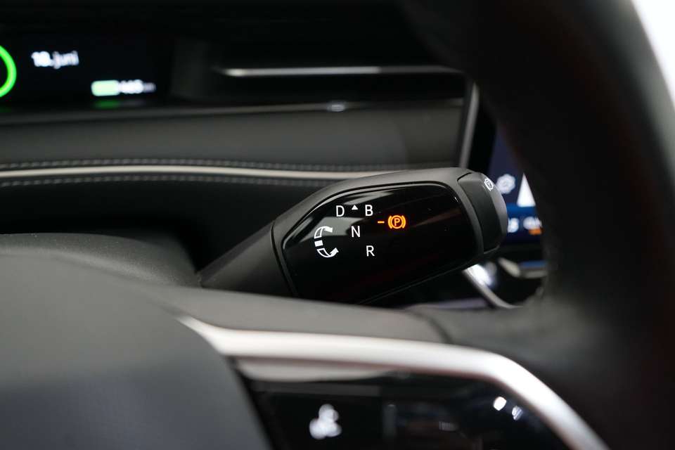 Volkswagen Golf Variant - Imagem 9