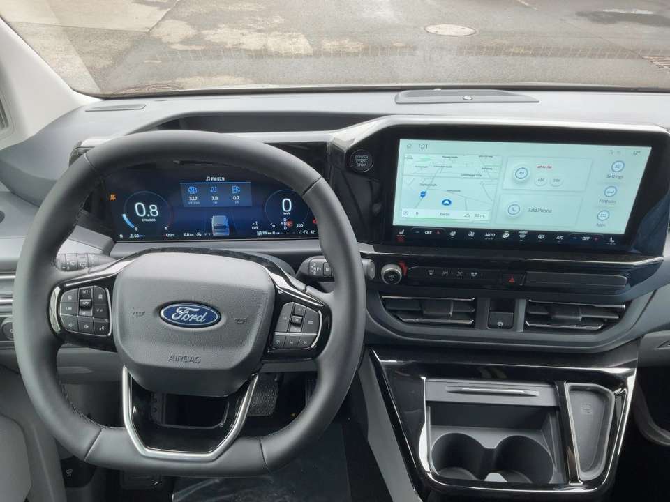Ford Tourneo Custom - Imagem 12