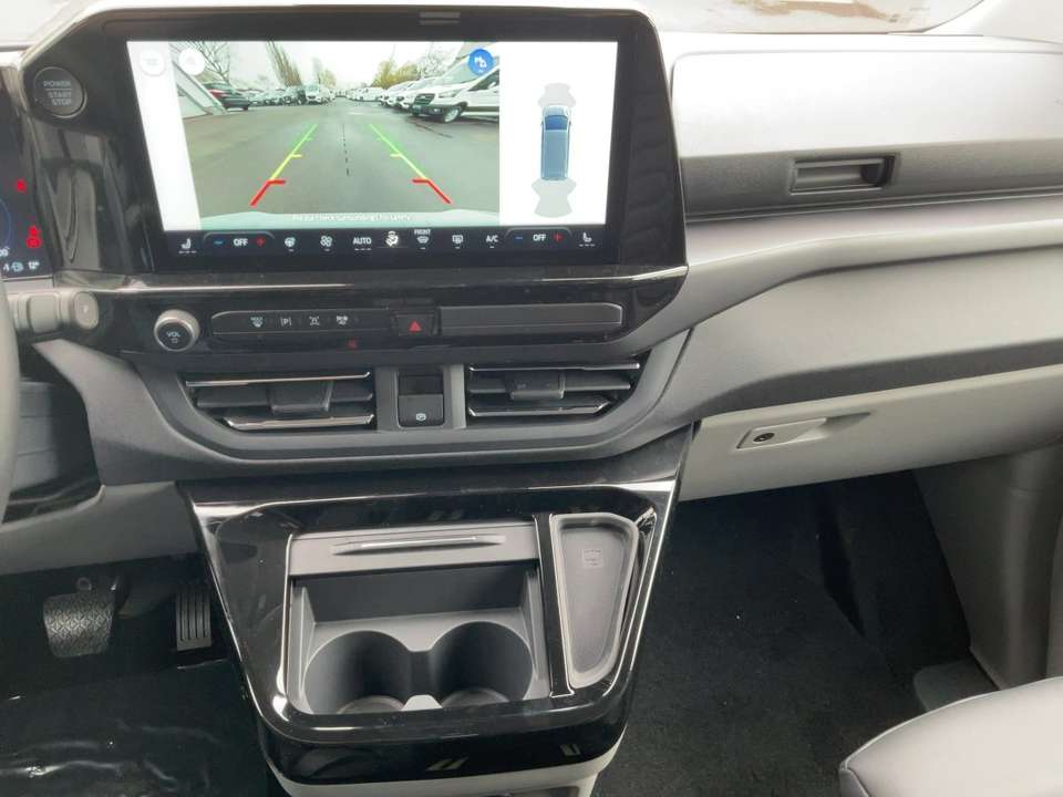 Ford Tourneo Custom - Imagem 14