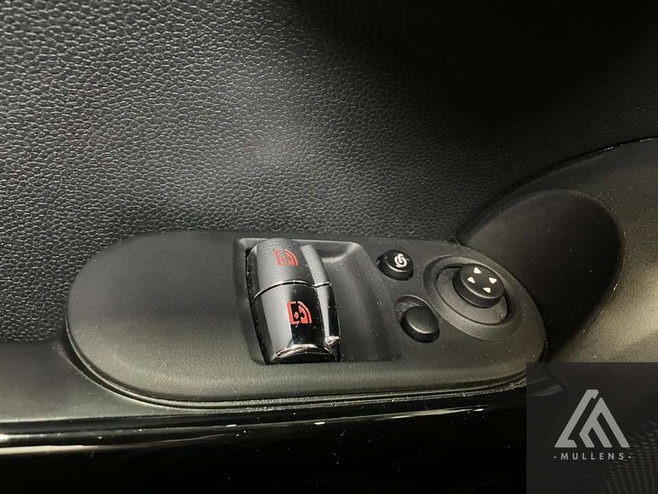 MINI Cooper SE - Imagem 12