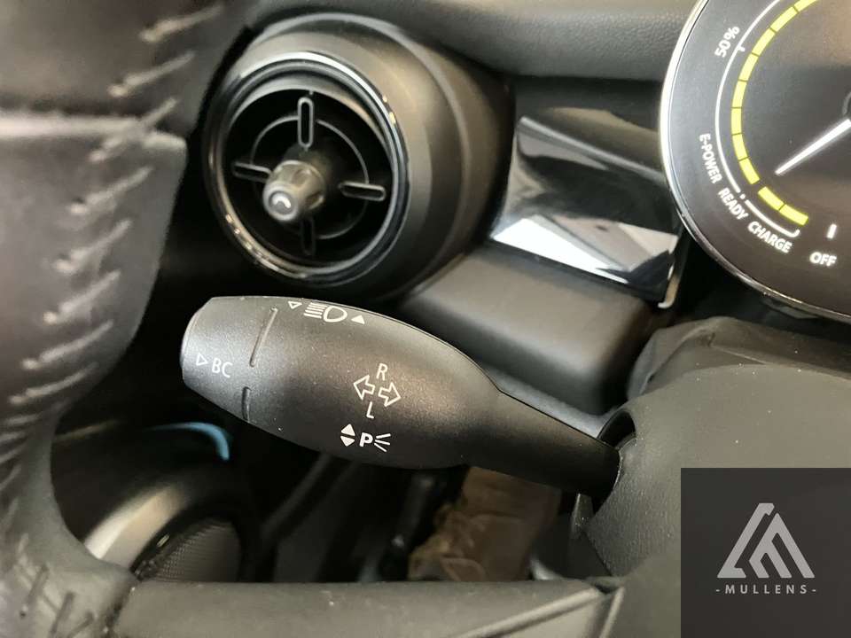 MINI Cooper SE - Imagem 15