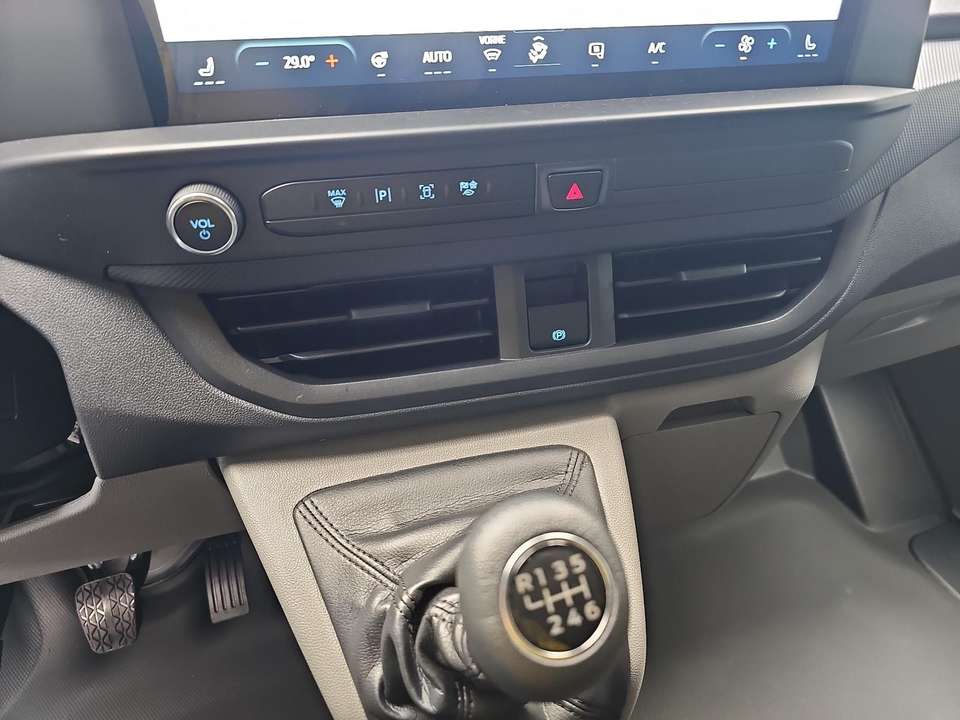 Ford Transit Custom - Imagem 13