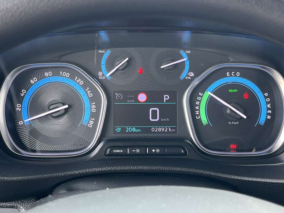 Peugeot e-Traveller - Imagem 10