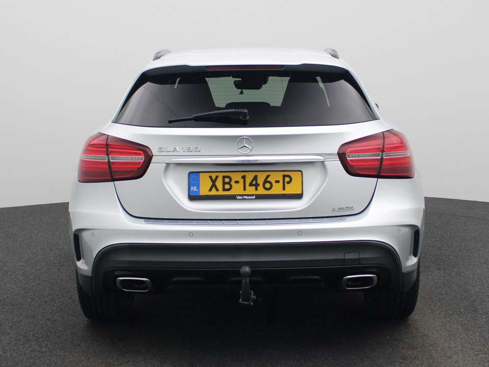 Mercedes-Benz GLA 180 - Imagem 5