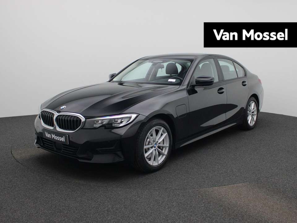 BMW 330 - Imagem 1