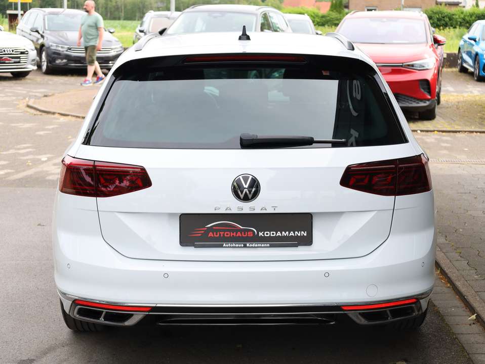Volkswagen Passat Variant - Imagem 9