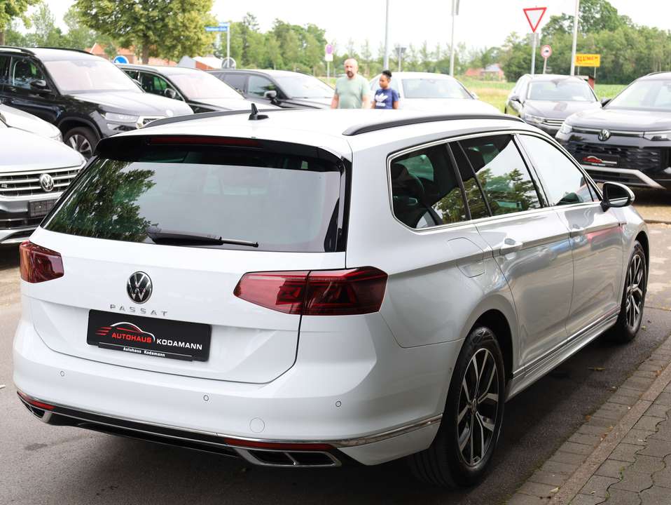 Volkswagen Passat Variant - Imagem 10