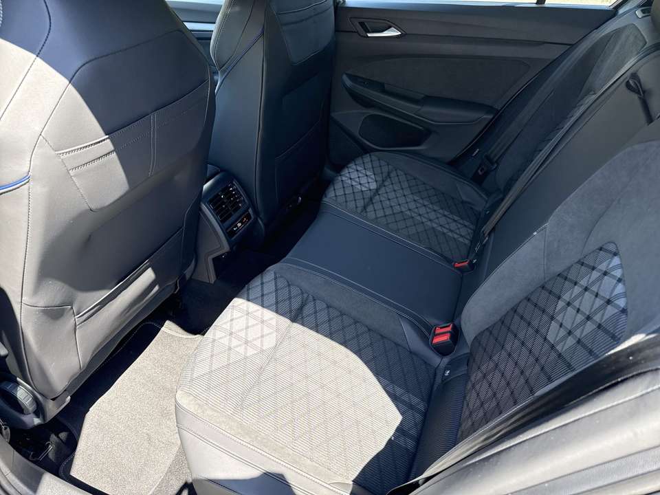 Volkswagen Golf - Imagem 12