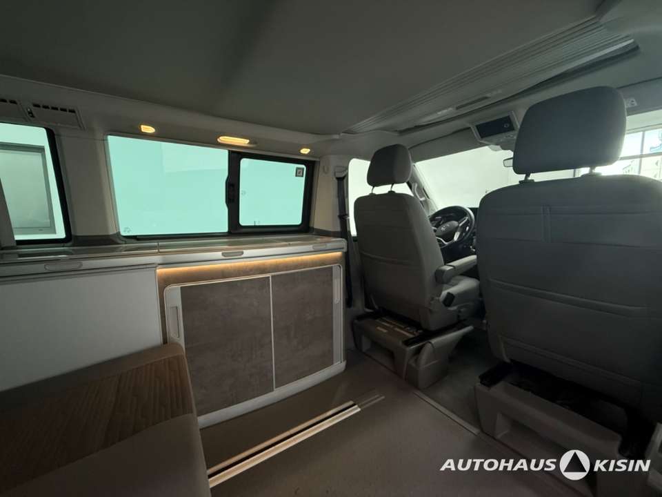 Volkswagen T6.1 California - Imagem 15