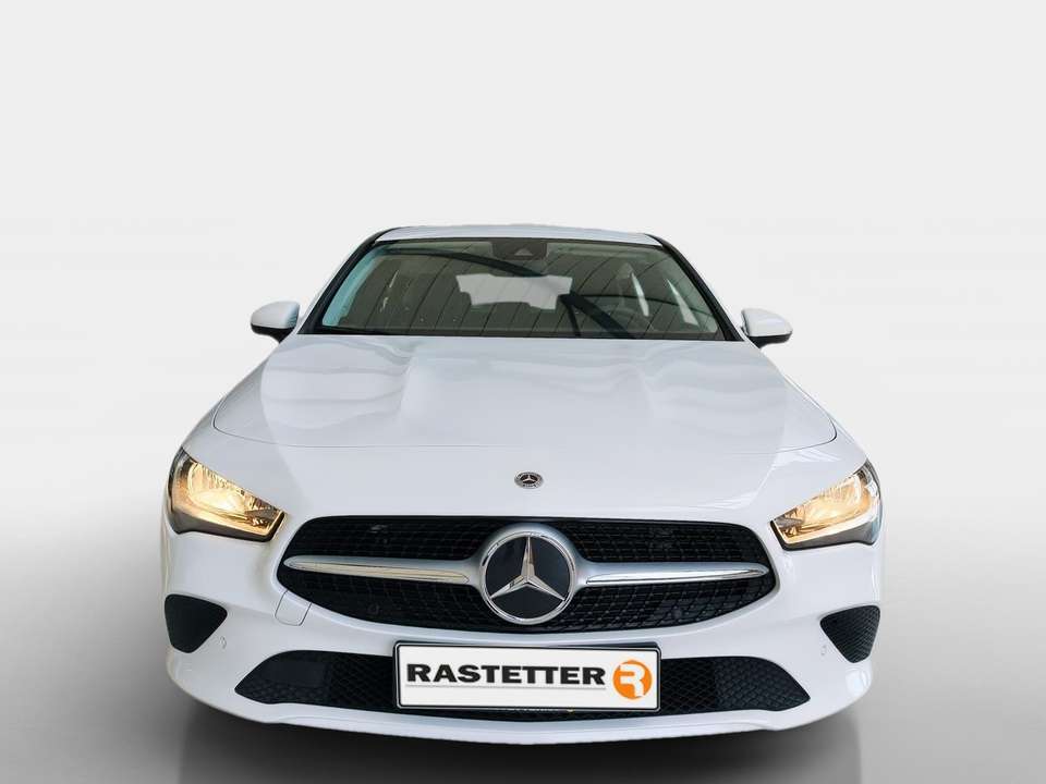 Mercedes-Benz CLA 180 - Imagem 9