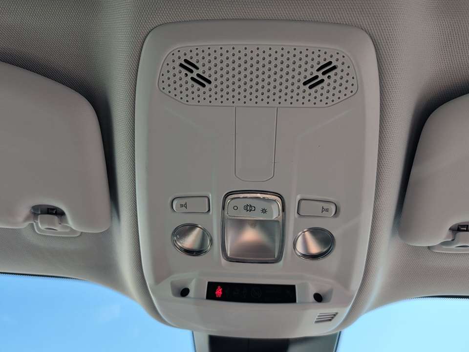 Peugeot 2008 - Imagem 12