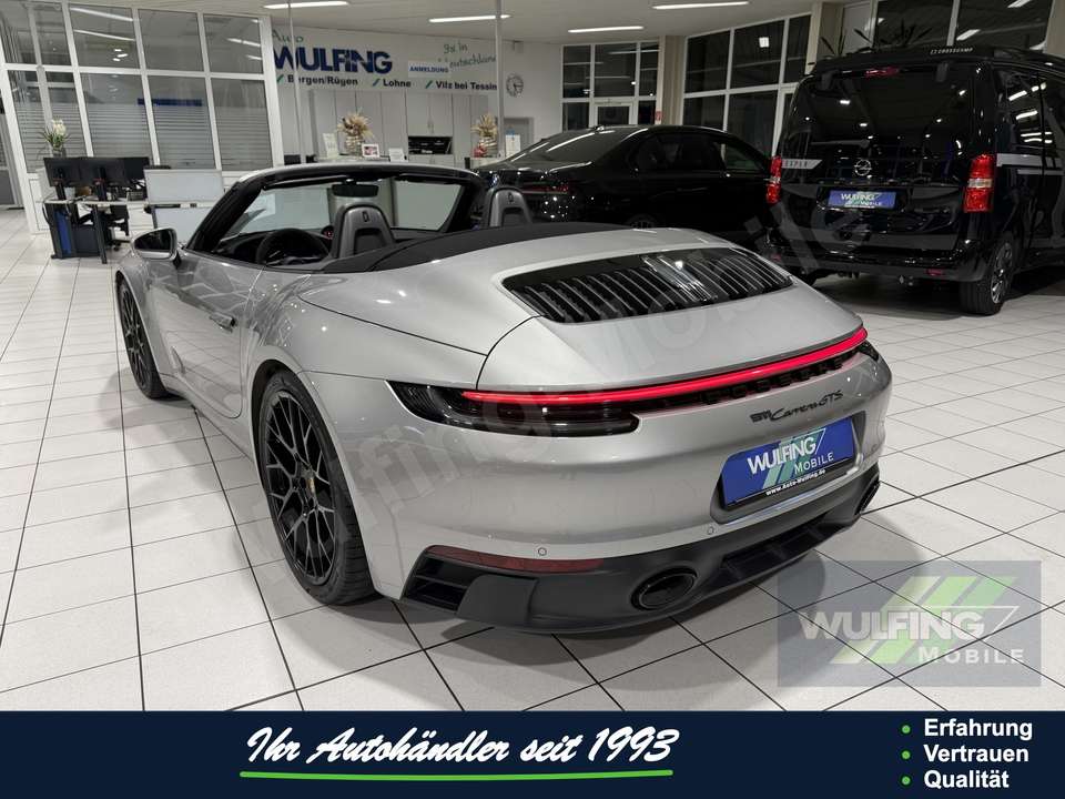 Porsche 911 - Imagem 3