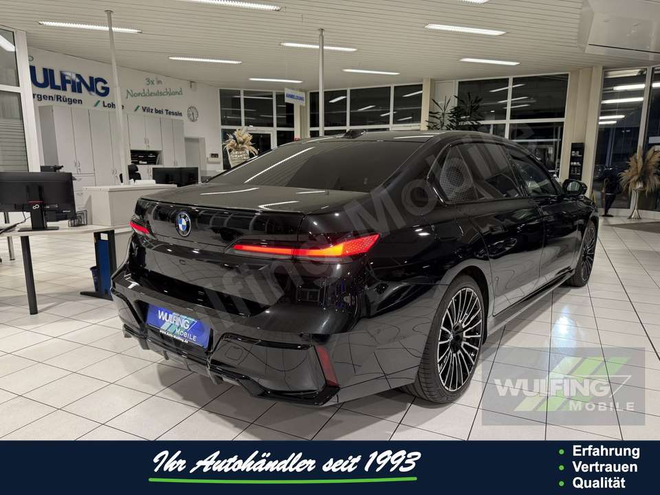 BMW 750 - Imagem 5
