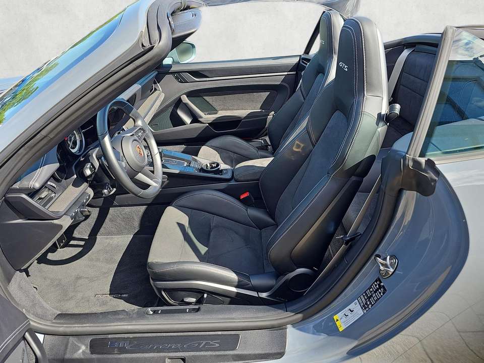 Porsche 992 - Imagem 13