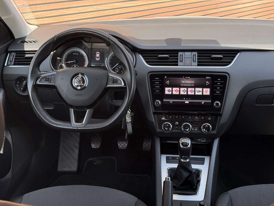 Skoda Octavia - Imagem 17