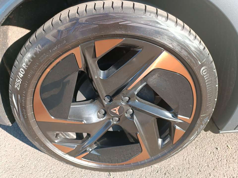 CUPRA Tavascan - Imagem 7