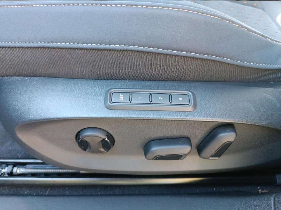 CUPRA Tavascan - Imagem 9