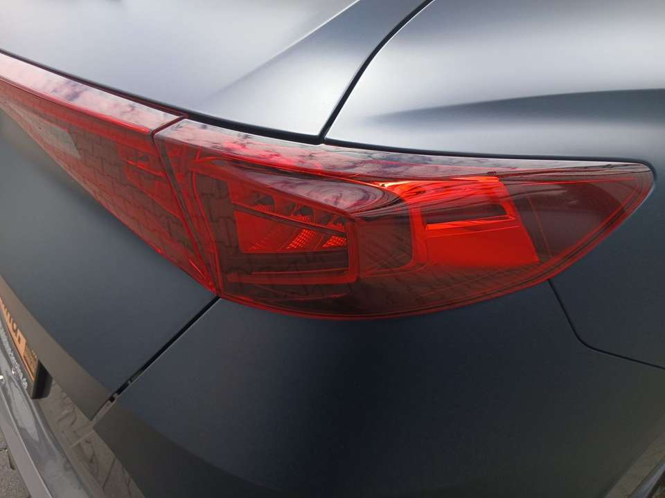 Car picture 9